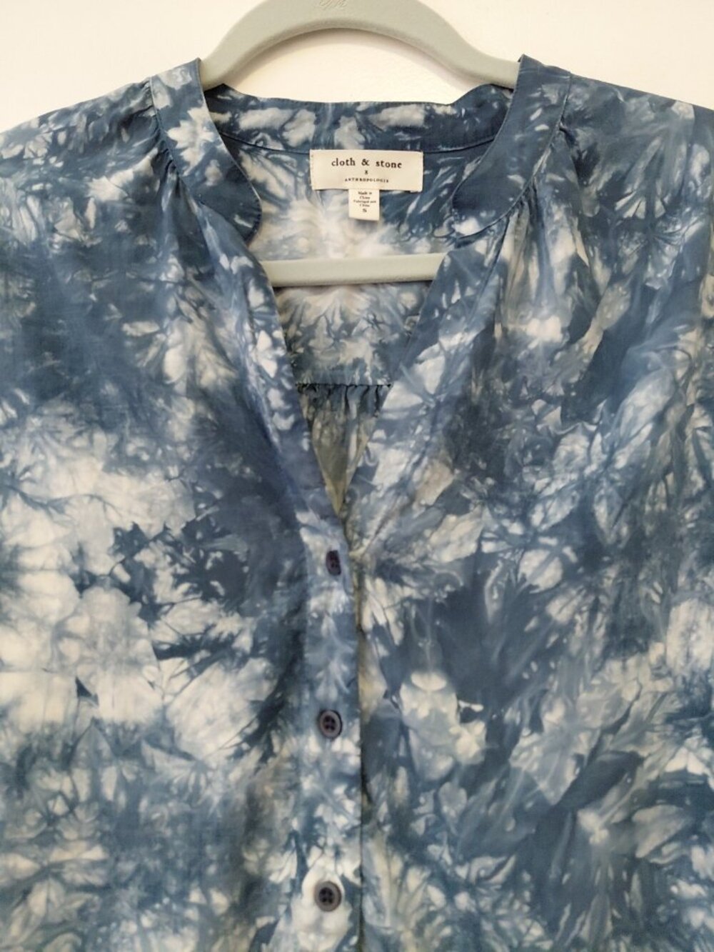 Cloth & Stone X Anthropologie Tye Dye Top Short Sleeve Tencel Small Blue White - Picture 2 of 7